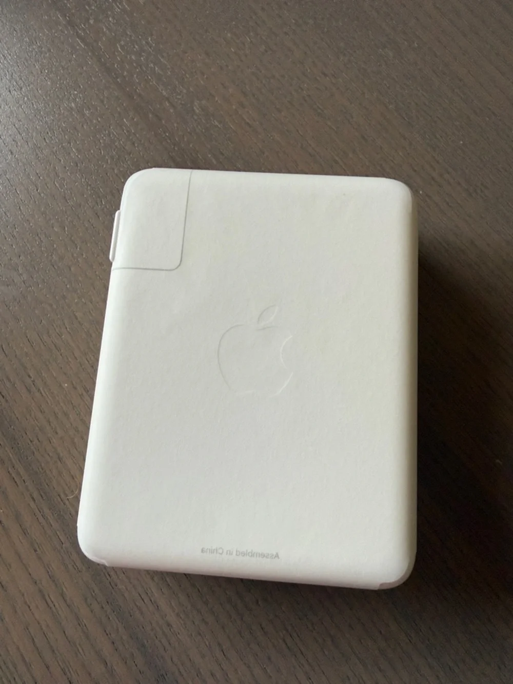 Unused new Apple 140w usb-c power adapter